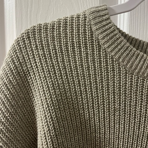 Knit sweater - Picture 2 of 2